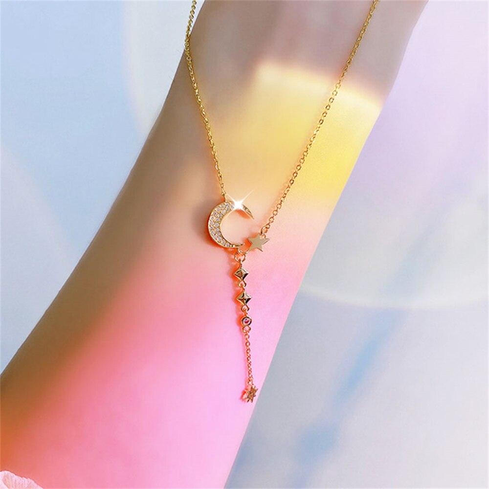 Hot Sale Necklace Exquisite Glamour Star Moon Temperament Flash Zircon Chain Clavicle Female Shine Necklace Accessories