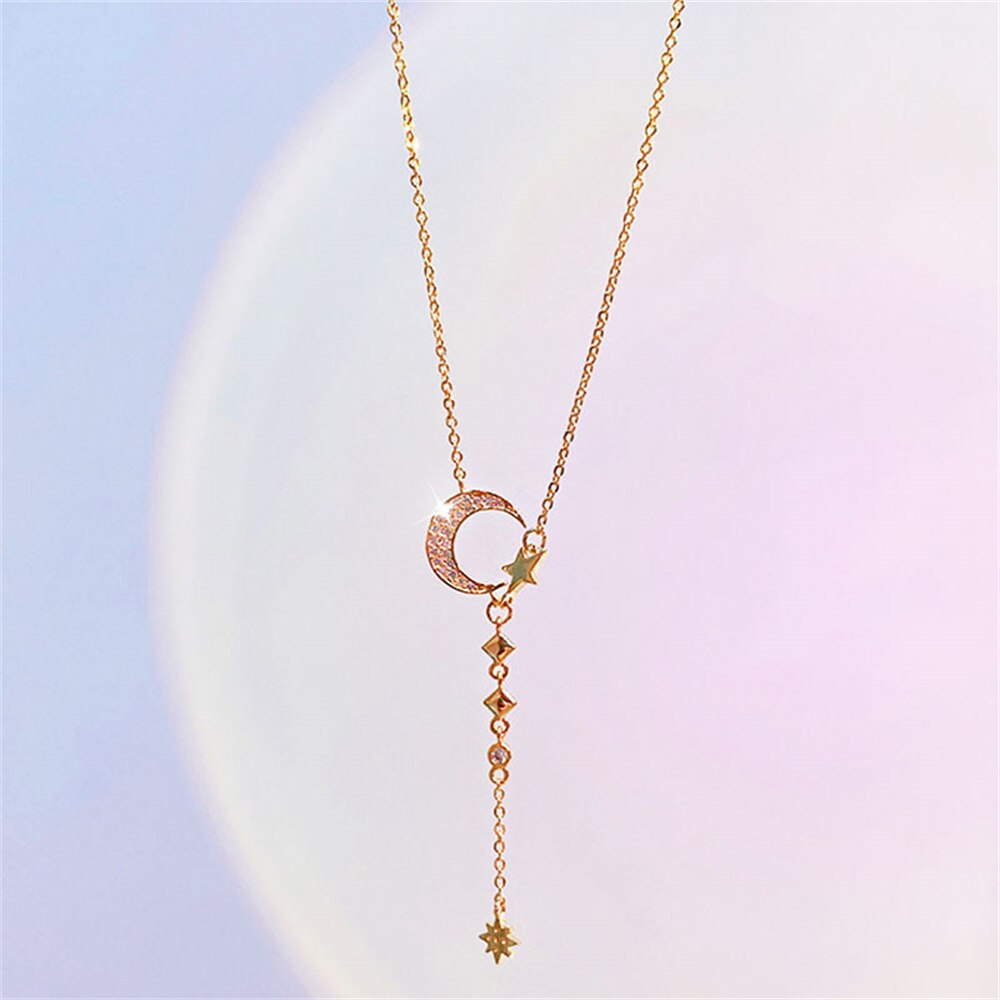 Offre spéciale collier exquis Glamour étoile lune tempérament Flash Zircon chaîne clavicule femme brillant collier accessoires