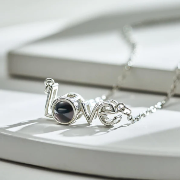 100 Languages I Love You Projection Necklace Collarbone Chain To Send Your Girlfriend