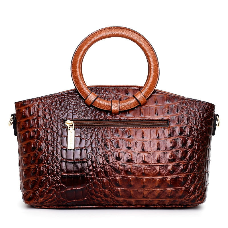 GENUINE VINTAGE CROCODILE HANDBAG - Bettylis