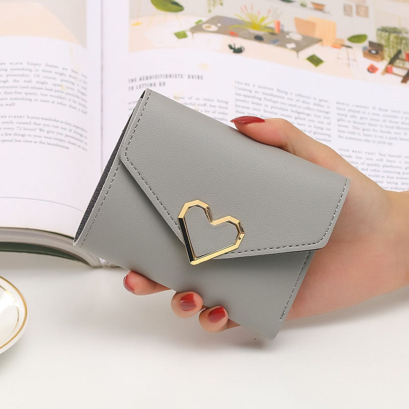 Mini wallet heart buckle